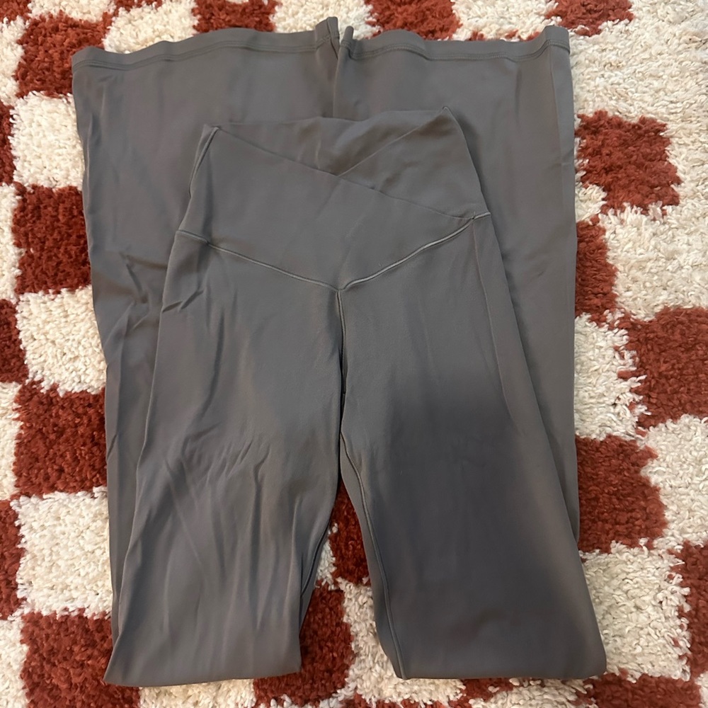 Aerie crossover flare leggings